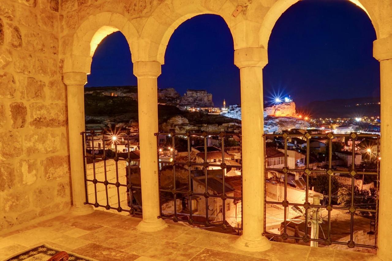 Dionysos Cave Cappadocia אורגופ